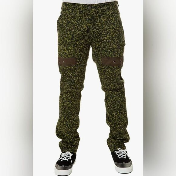 LRG Savages Slim Straight Pants Camouflage Size 34 - Picture 1 of 7